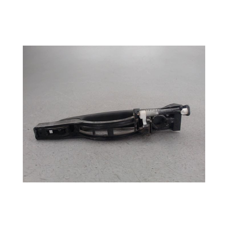 POIGNEE EXTERIEURE PORTE AVANT DROIT PEUGEOT 307