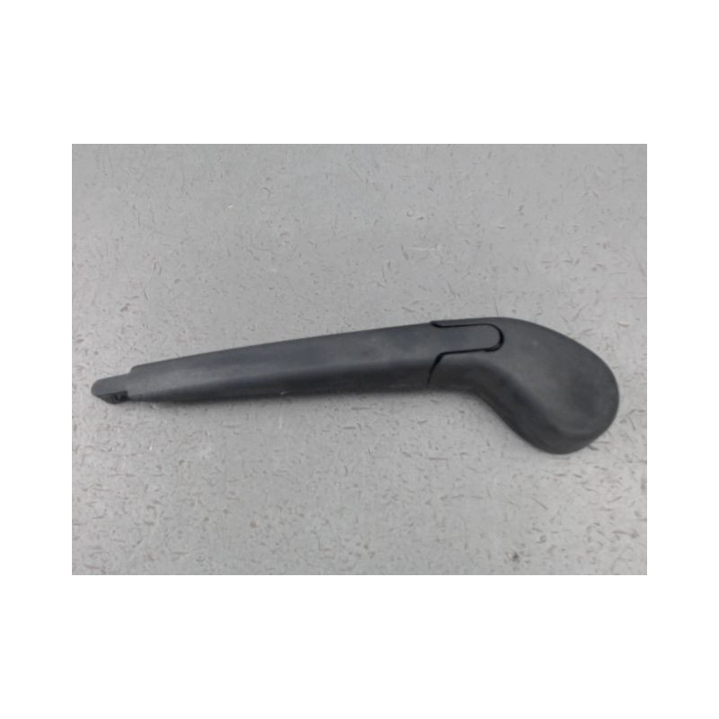 BRAS ESSUIE-GLACE ARRIERE FORD FOCUS