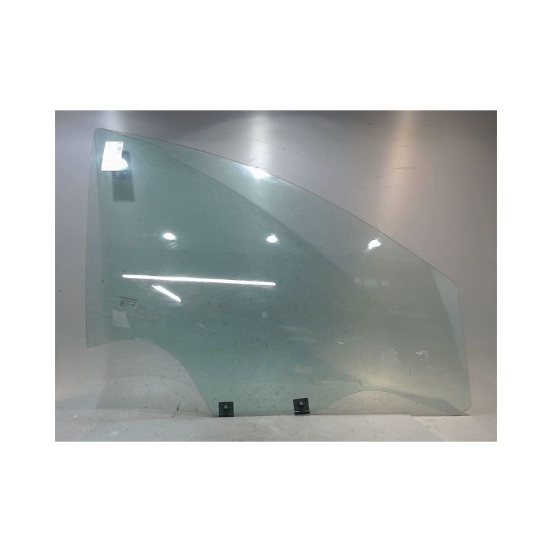 GLACE PORTE AVD DACIA SANDERO