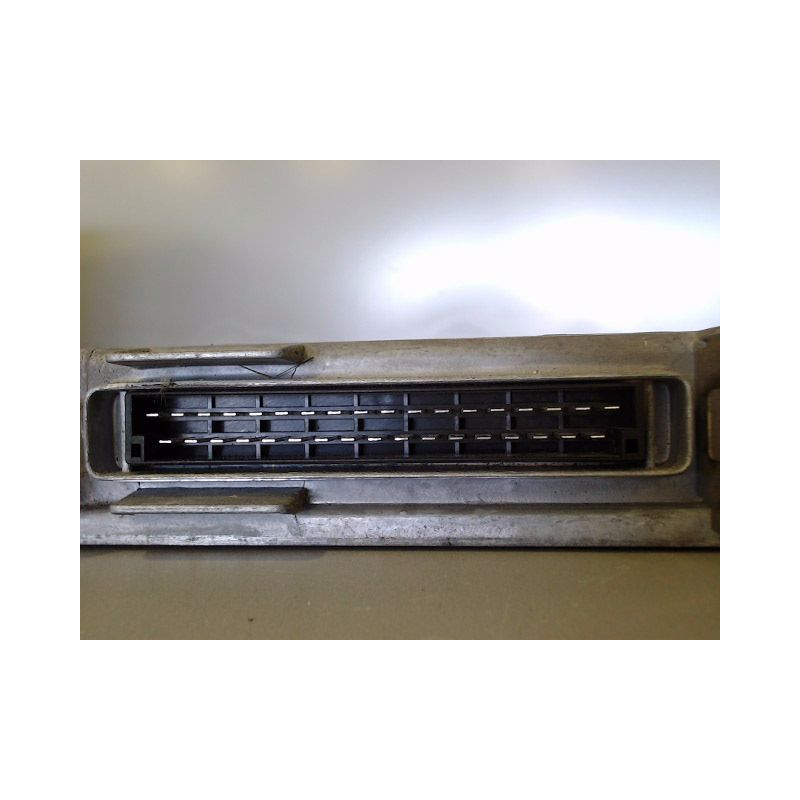 CALCULATEUR MOTEUR RENAULT TWINGO