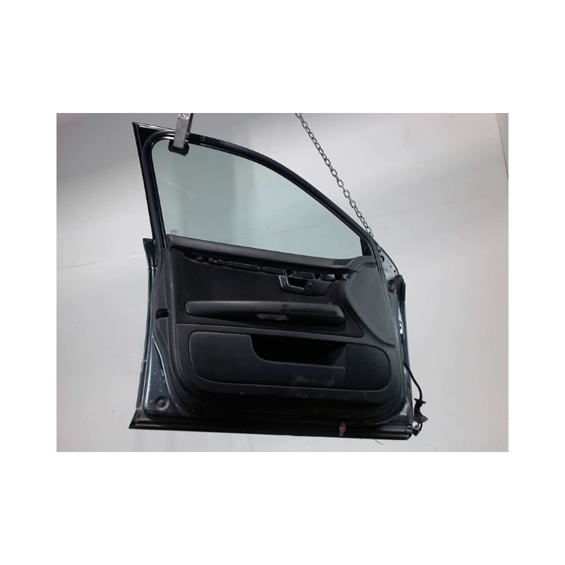 PORTE AVANT GAUCHE AUDI A4 AVANT 04-08