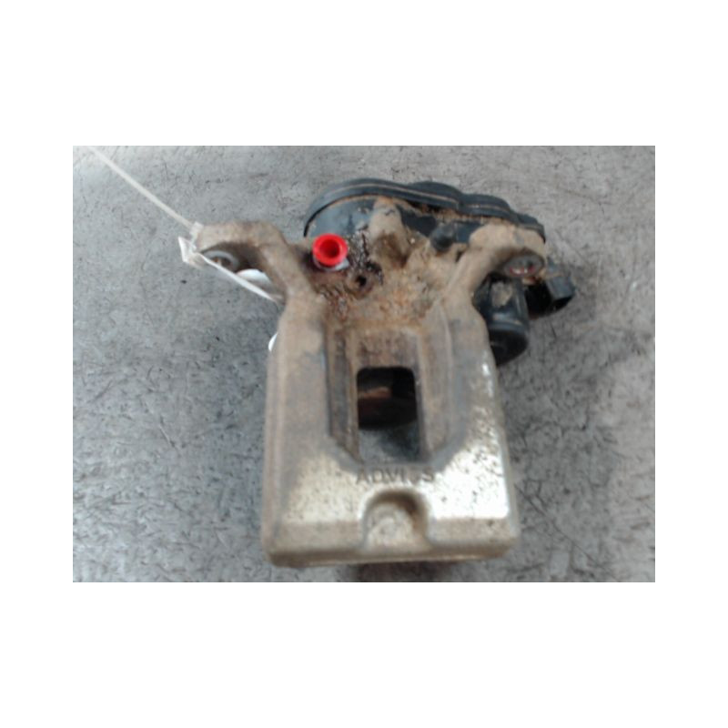 ETRIER DE FREIN ARRIERE DROIT TOYOTA RAV4 2006