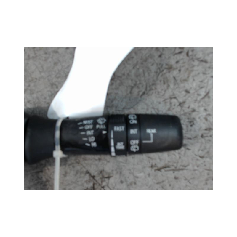 COMMANDE ESSUIE GLACE SUZUKI SWIFT