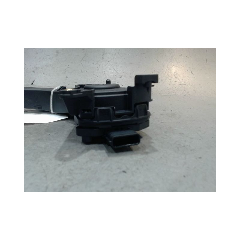 PEDALE ACCELERATEUR RENAULT CLIO