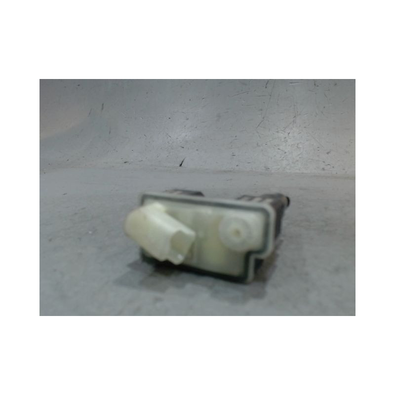 ACTIONNEUR TRAPPE CARBURANT RENAULT CLIO