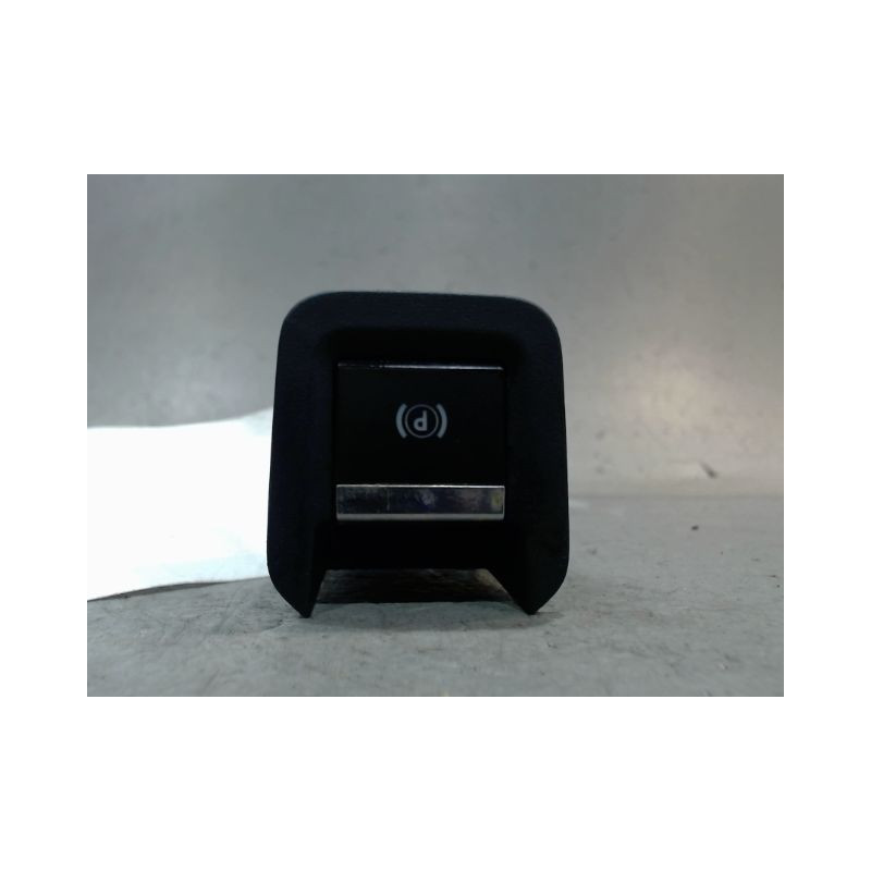 INTERIEUR COMMANDE FREIN A MAIN CITROEN BERLINGO