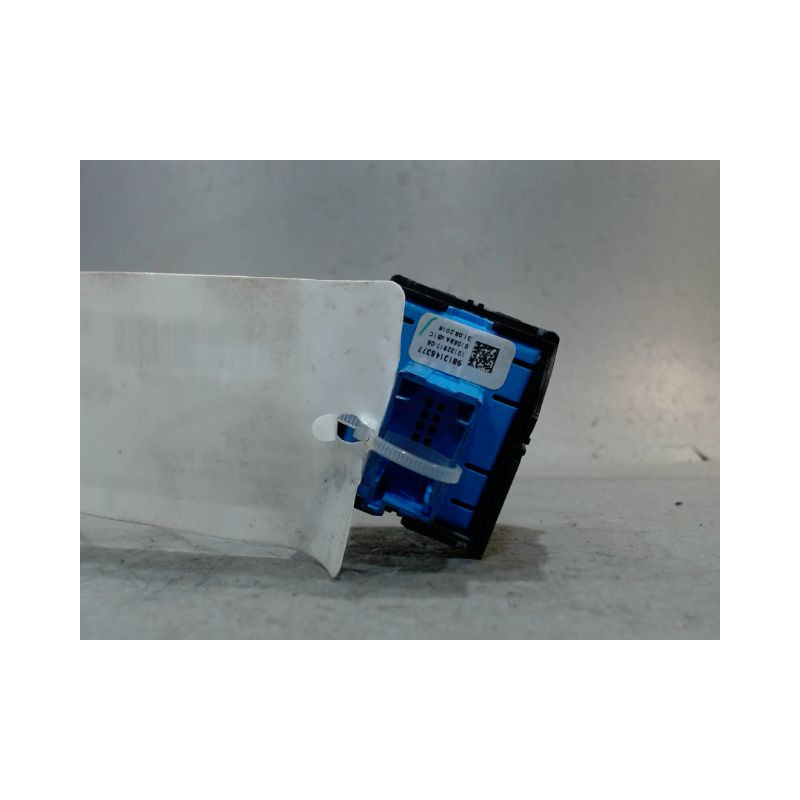 INTERIEUR COMMANDE FREIN A MAIN CITROEN BERLINGO