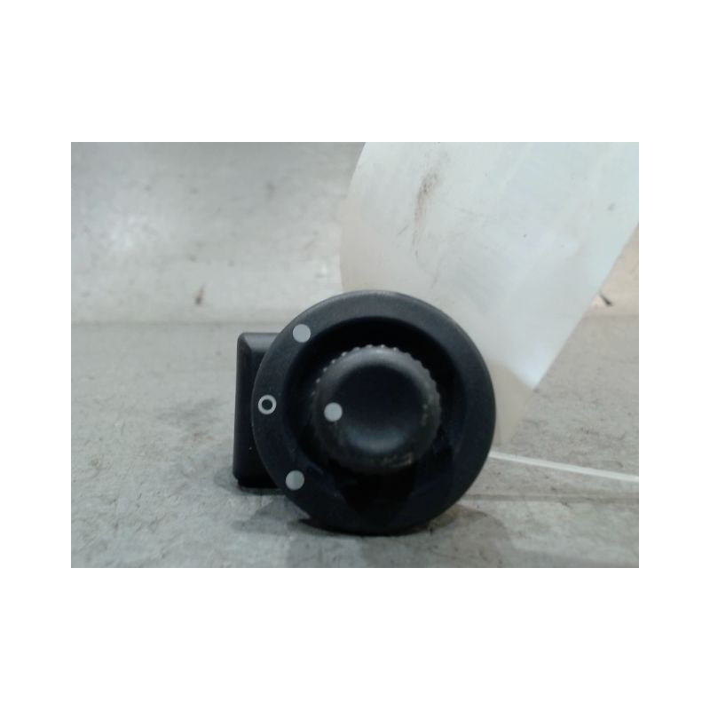 COMMANDE RETROVISSEUR EXTERIEUR ELECTRIQUE DACIA SANDERO