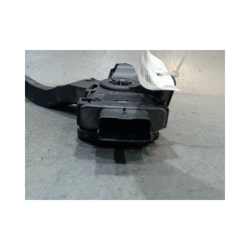 PEDALE ACCELERATEUR PEUGEOT 208