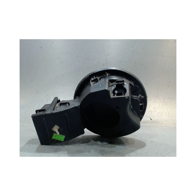 VOLET DE TRAPPE CARBURANT RENAULT CLIO