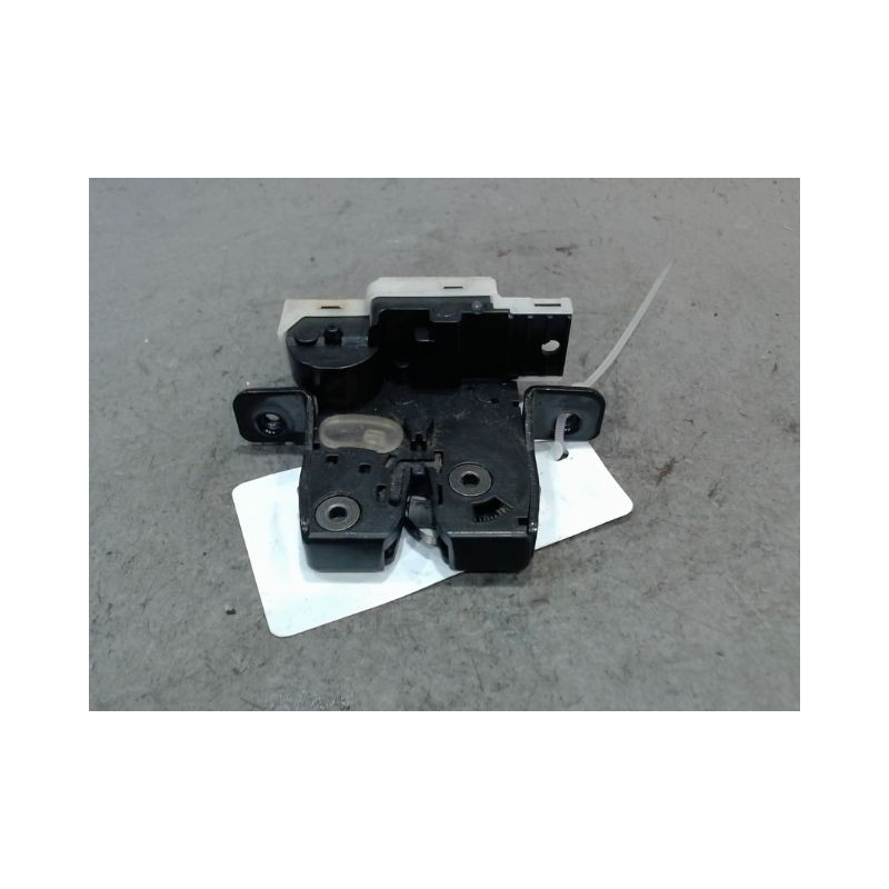 SERRURE HAYON  RENAULT CLIO