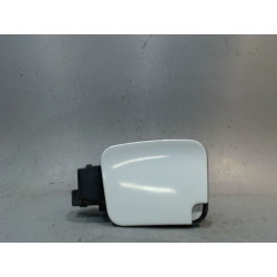 VOLET DE TRAPPE CARBURANT