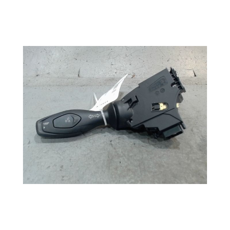 COMMANDE CLIGNOTANT FORD FIESTA