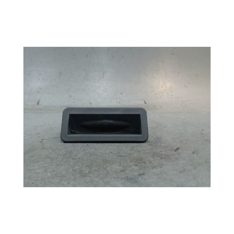 POIGNEE EXTERIEURE HAYON FORD FIESTA