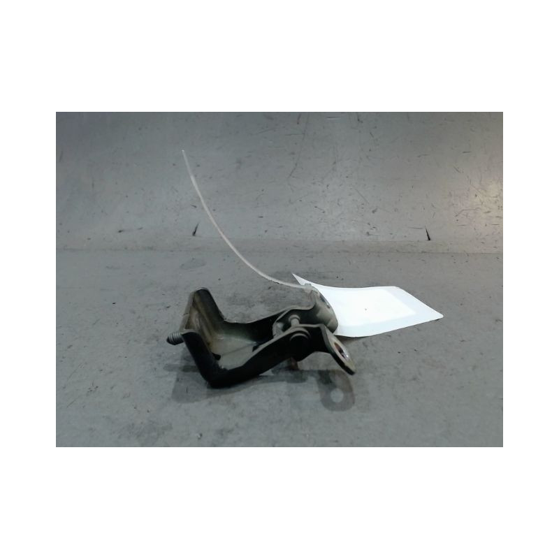 CHARNIERE HAYON D PEUGEOT 5008