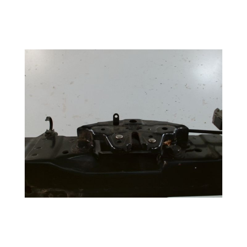 TRAVERSE SUPERIEURE ARMATURE AVANT RENAULT KADJAR