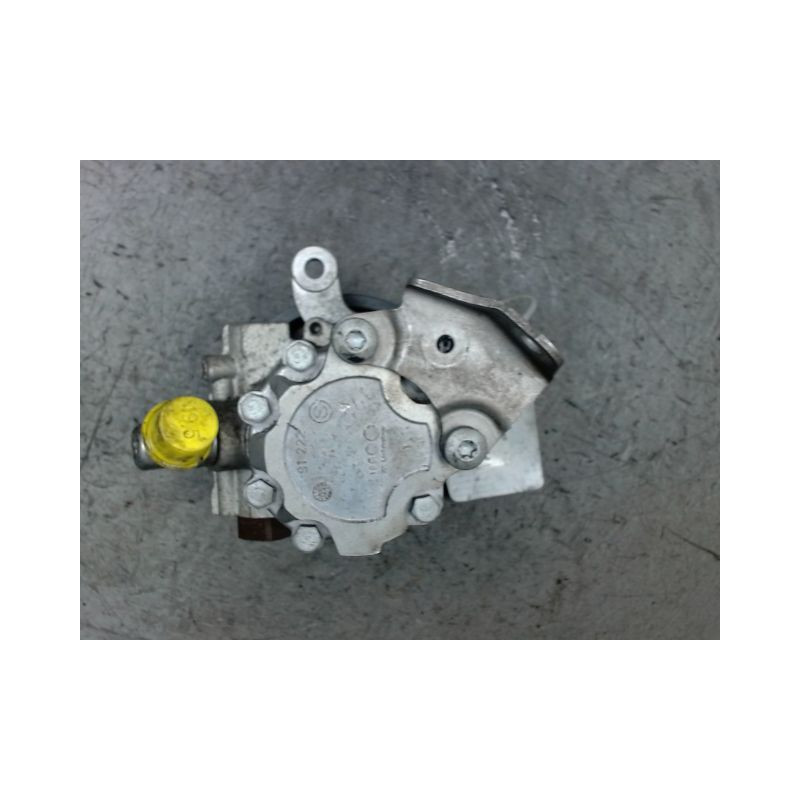 POMPE DIRECTION ASSISTEE MERCEDES CLASSE C 2004-