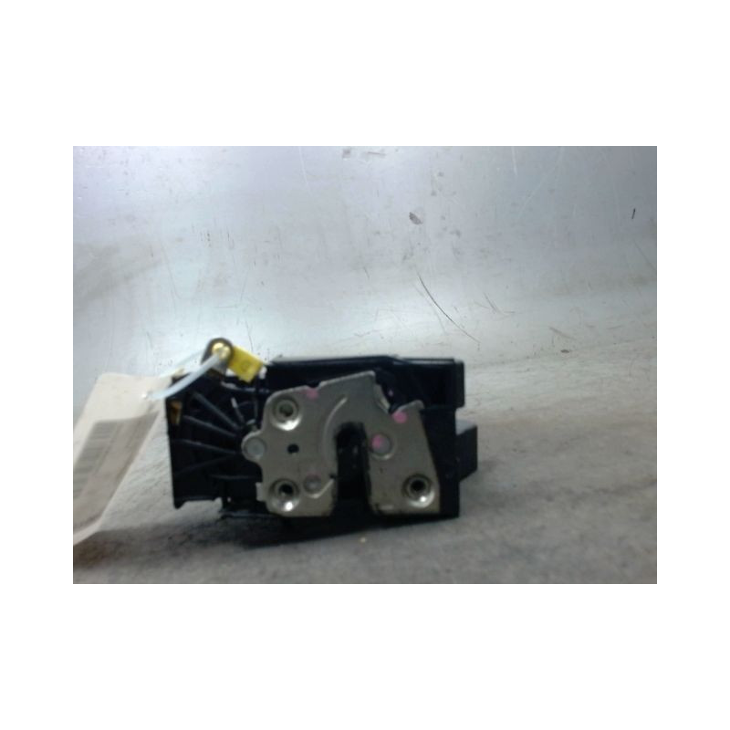 SYSTEME CONDAMNATION ARRIERE GAUCHE DACIA SANDERO