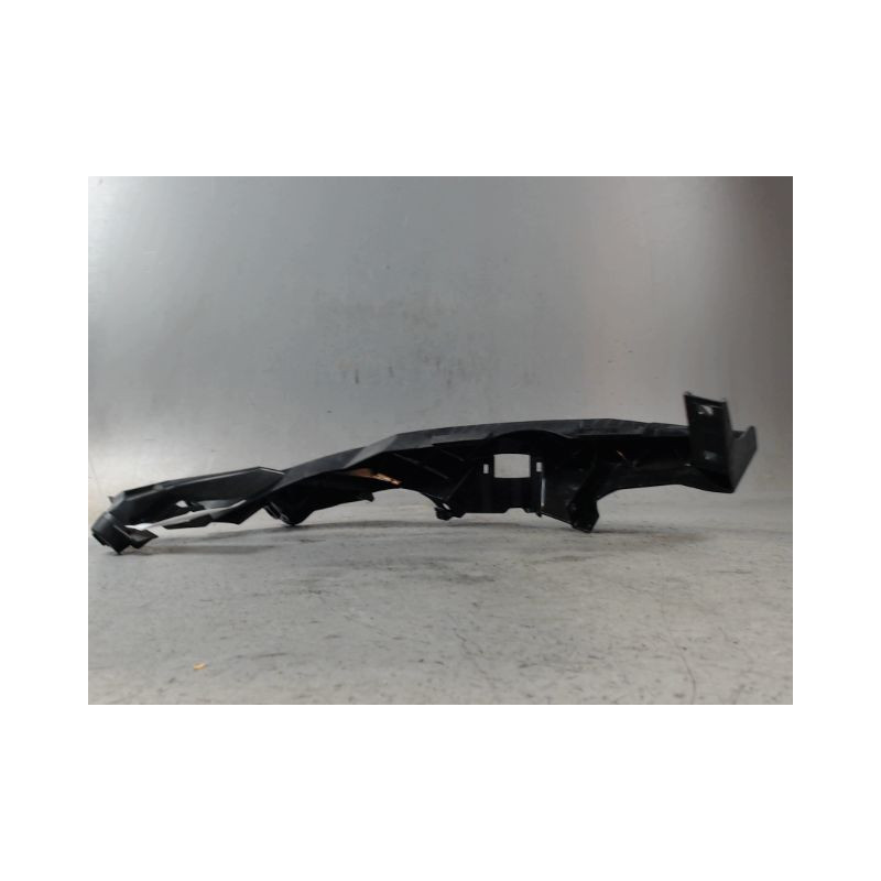 SUPPORT PARE-CHOC AVG BMW SERIE 3 TOURING (E91)