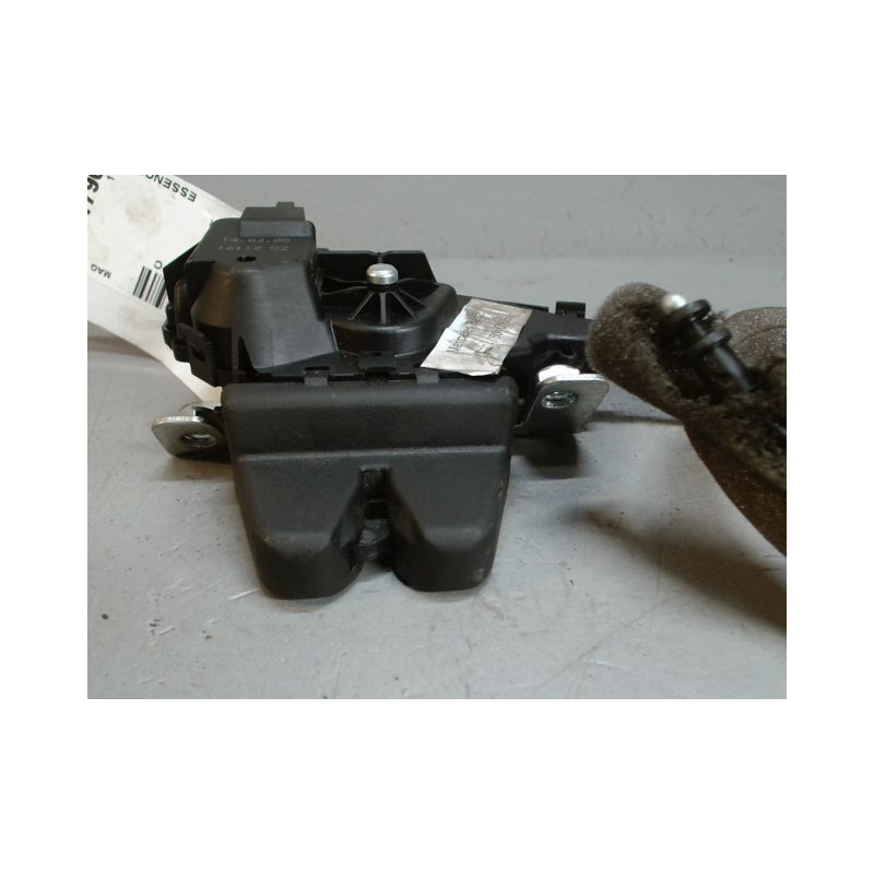 SERRURE COFFRE ARRIERE MERCEDES CLASSE C 2007-