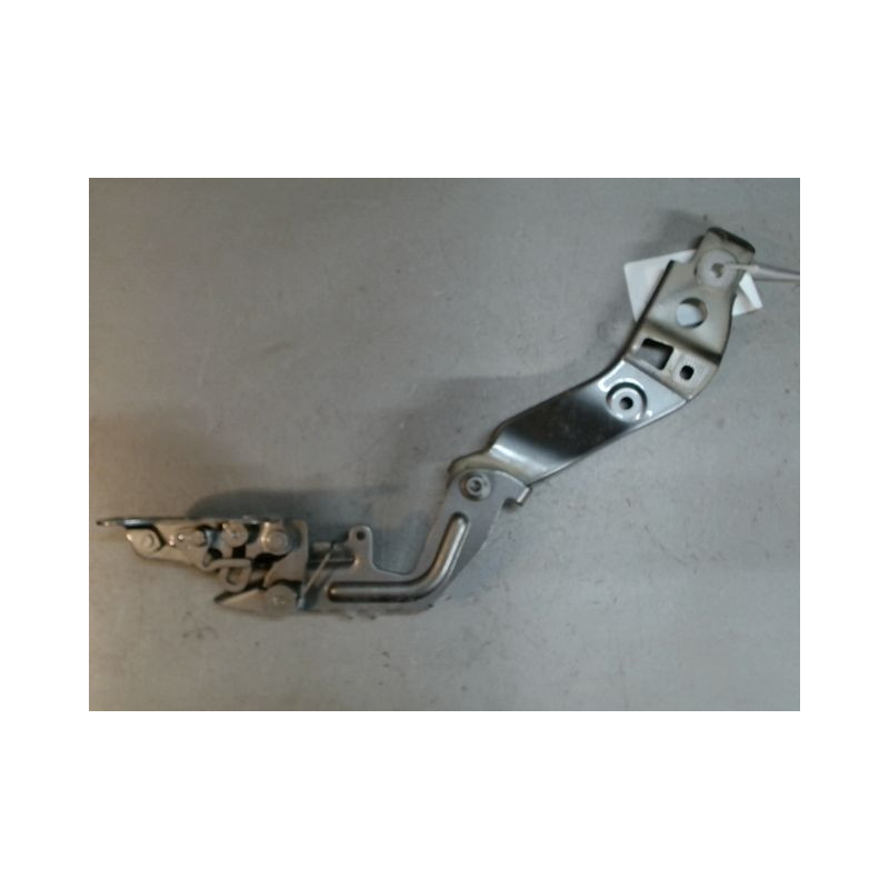 COMPAS DROIT CAPOT MERCEDES CLASSE A