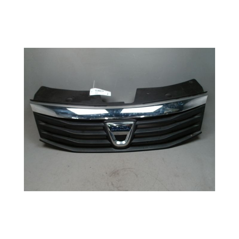 CALANDRE DACIA SANDERO 2008-