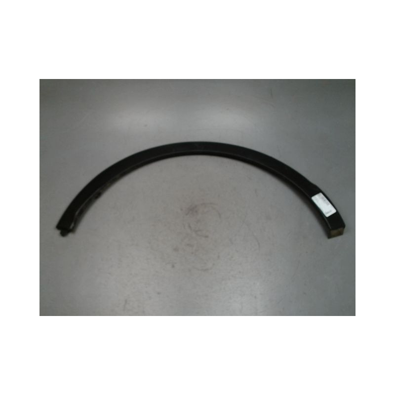 ELARGISSEUR AILE ARRIERE DROIT RENAULT CAPTUR