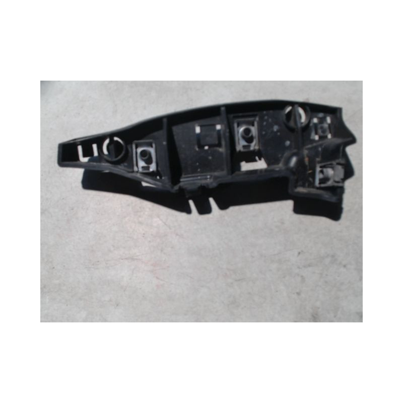 SUPPORT PARE-CHOC AVG CITROEN DS4