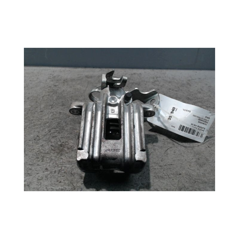ETRIER DE FREIN ARRIERE DROIT SKODA SUPERB -08