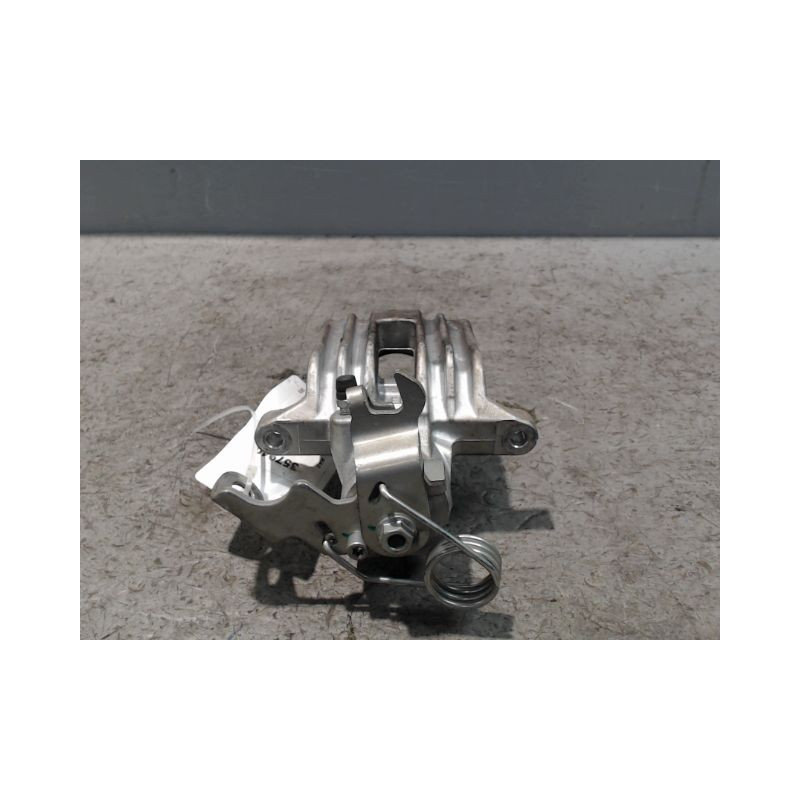 ETRIER DE FREIN ARRIERE DROIT SKODA SUPERB -08