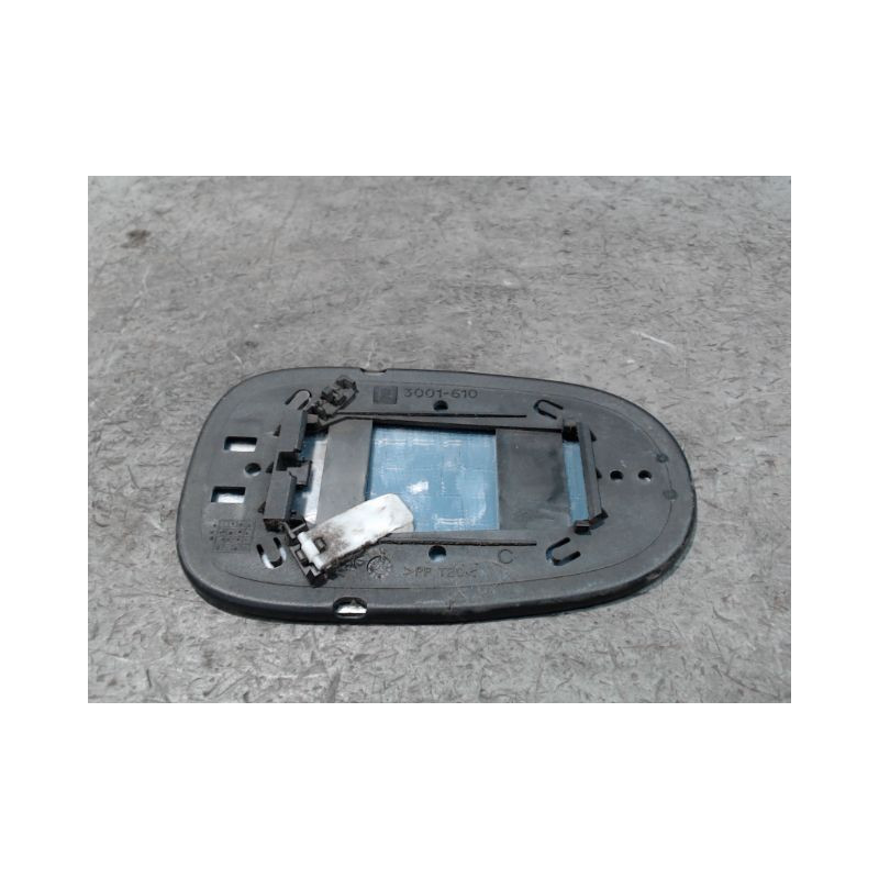 GLACE RETROVISEUR EXT D NISSAN ALMERA 2002-