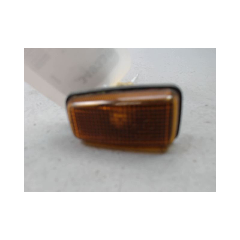 REPETITEUR AILE DROIT CITROEN XSARA Phase 1 1997-2000