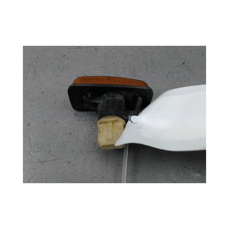 REPETITEUR AILE DROIT CITROEN XSARA Phase 1 1997-2000