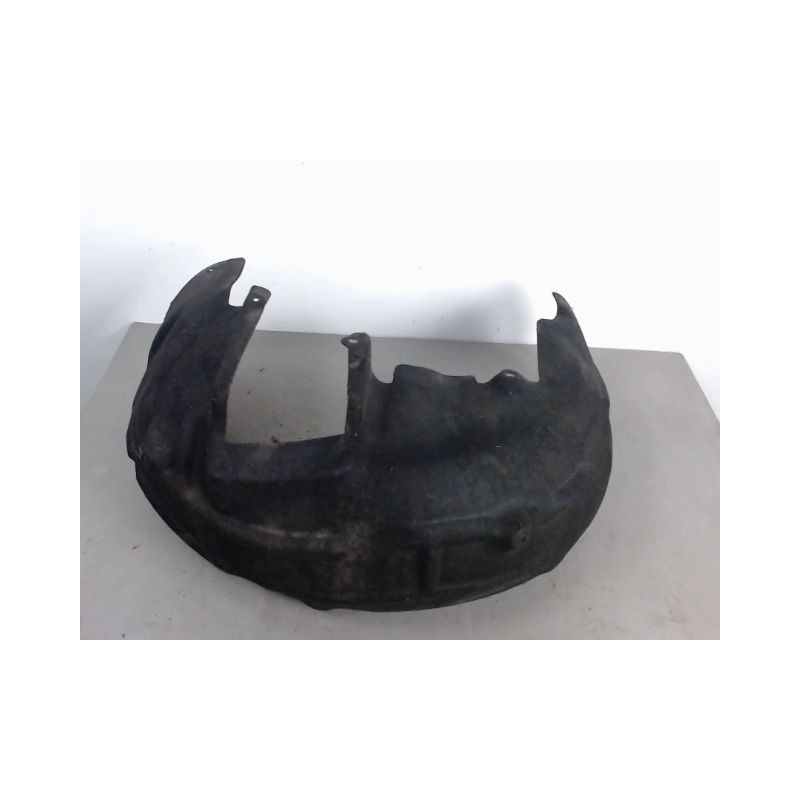 PARE-BOUE ARRIERE DROIT B.M.W. SERIE 1