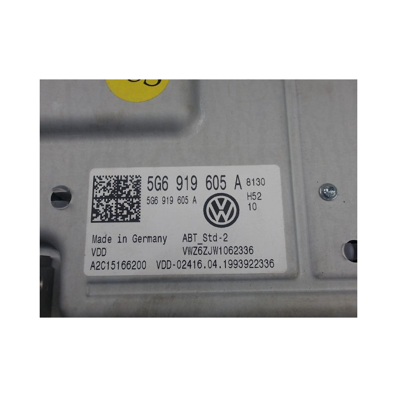 ECRAN GPS VOLKSWAGEN GOLF