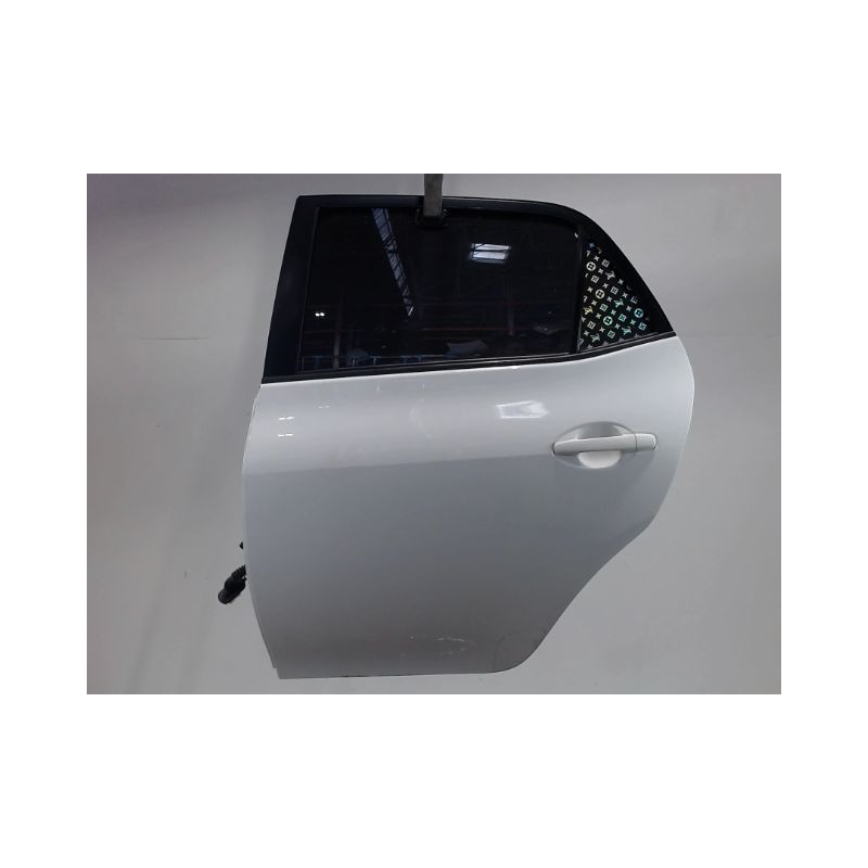 PORTE ARRIERE GAUCHE TOYOTA AURIS