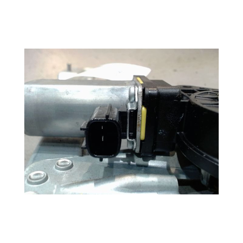 MECANISME+MOTEUR LEVE-GLACE AVANT GAUCHE DACIA SANDERO