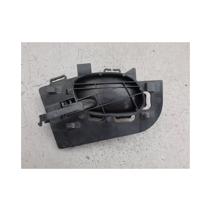 POIGNEE INTERIEURE PORTE AVANT DROIT PEUGEOT 206
