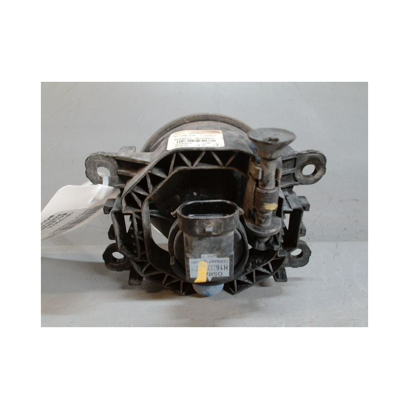 PHARE ANTIBROUILLARD AVANT DROIT DACIA SANDERO