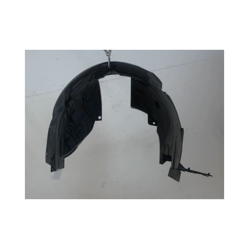 PARE-BOUE AVANT DROIT DACIA SANDERO