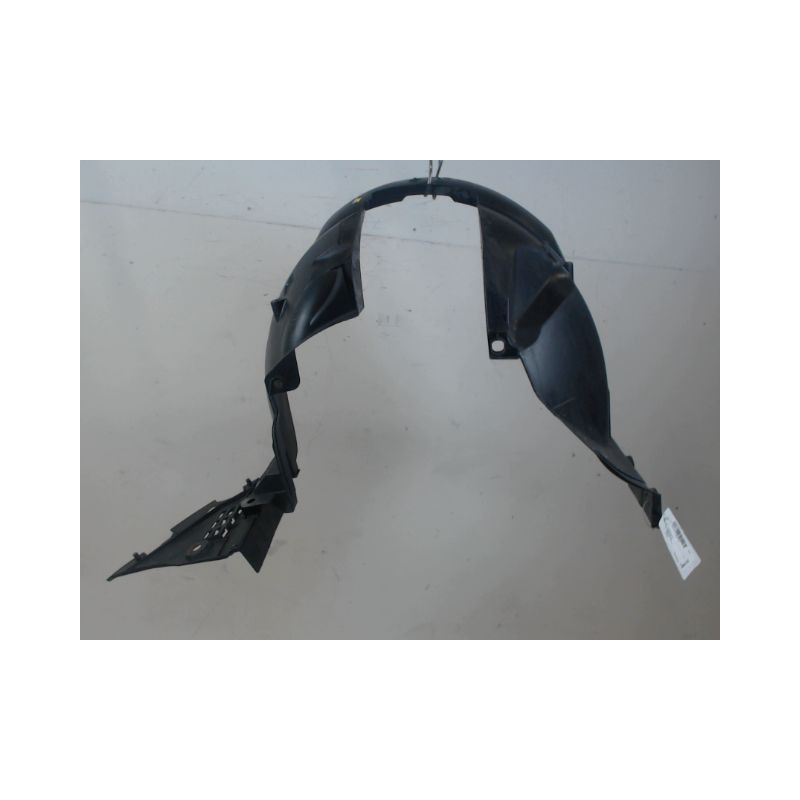 PARE-BOUE AVANT DROIT DACIA SANDERO