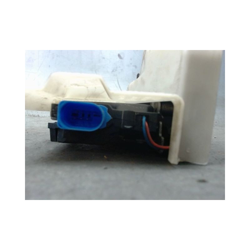 SYSTEME CONDAMNATION ARRIERE GAUCHE VOLKSWAGEN TOURAN