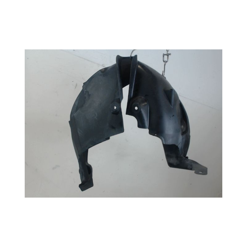 PARE-BOUE ARRIERE DROIT RENAULT CLIO