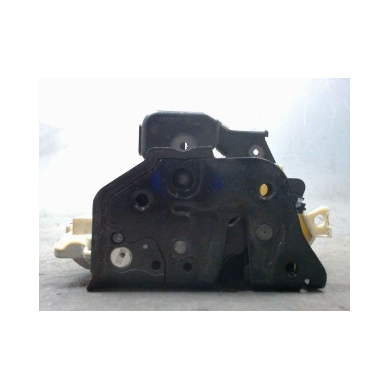 SYSTEME CONDAMNATION ARRIERE GAUCHE AUDI A4 AVANT 04-08