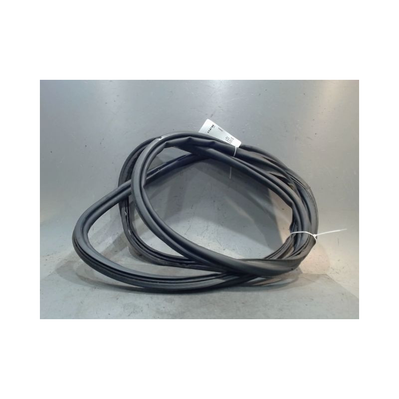 JOINT HAYON CITROEN C4