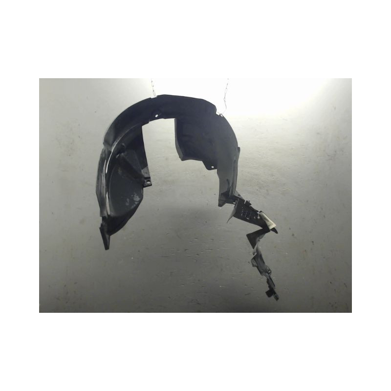 PARE-BOUE AVANT DROIT DACIA SANDERO