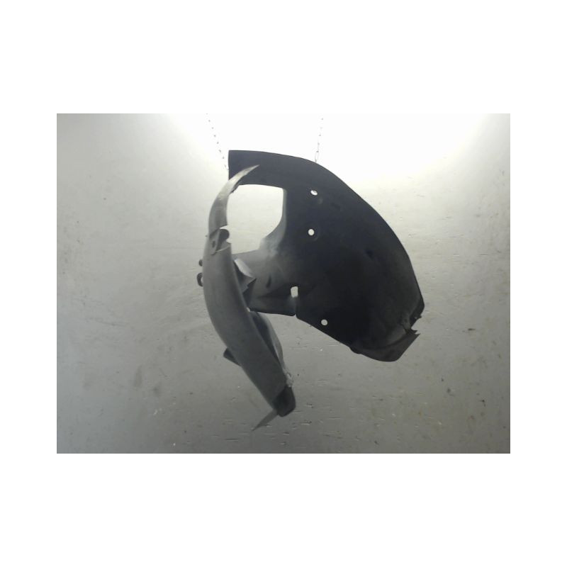 PARE-BOUE AVANT GAUCHE RENAULT CLIO