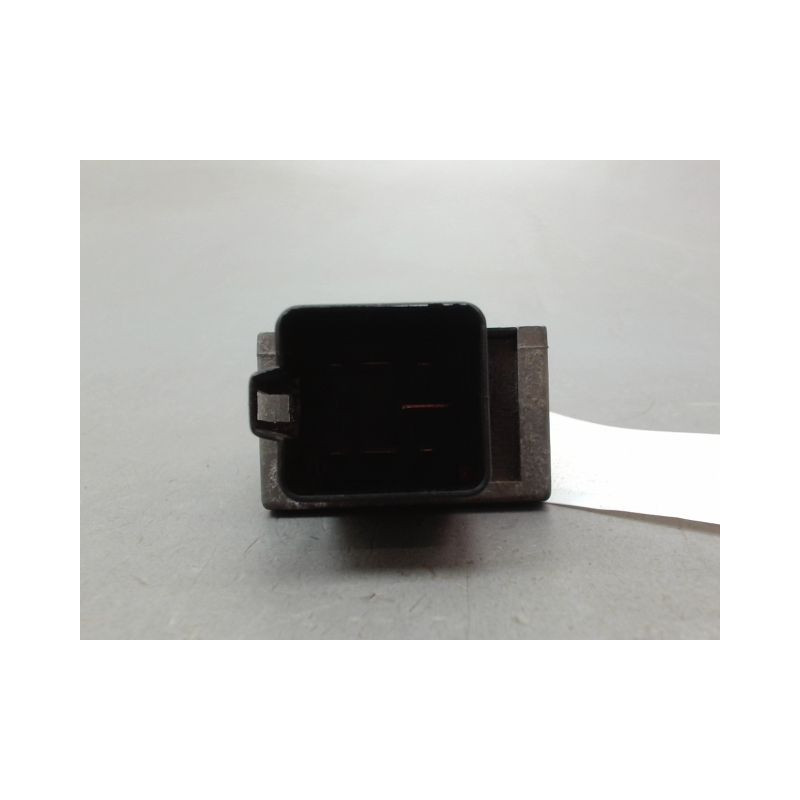 BOITIER DE PRECHAUFFAGE RENAULT CLIO CAMPUS II Phase 1 2006-2009