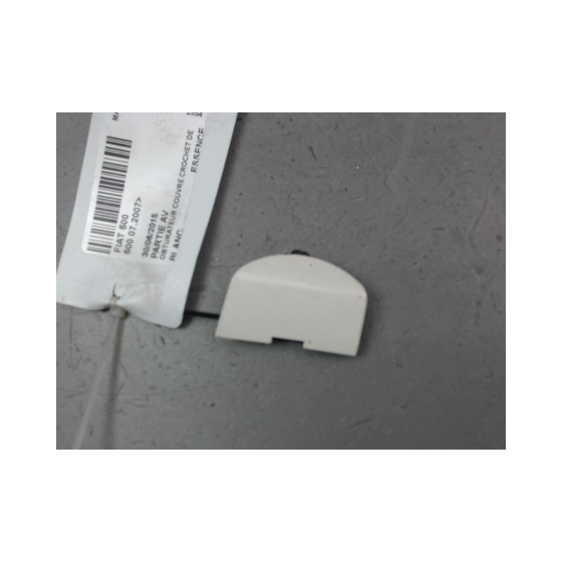 OBTURATEUR COUVRE CROCHET DE BOUCLIER AV FIAT 500 2007-