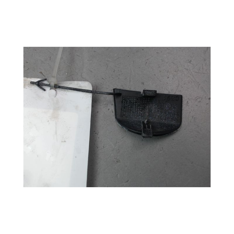 OBTURATEUR COUVRE CROCHET DE BOUCLIER AV FIAT 500 2007-